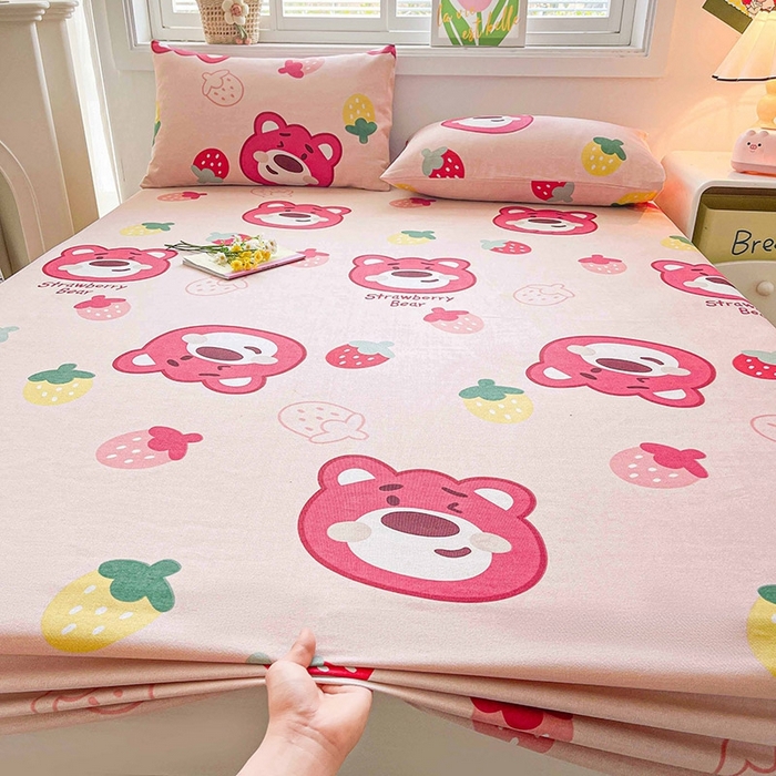 91家纺网 家纺一手货源 找家纺 晓时候2025新款老粗布床笠凉席 草莓熊