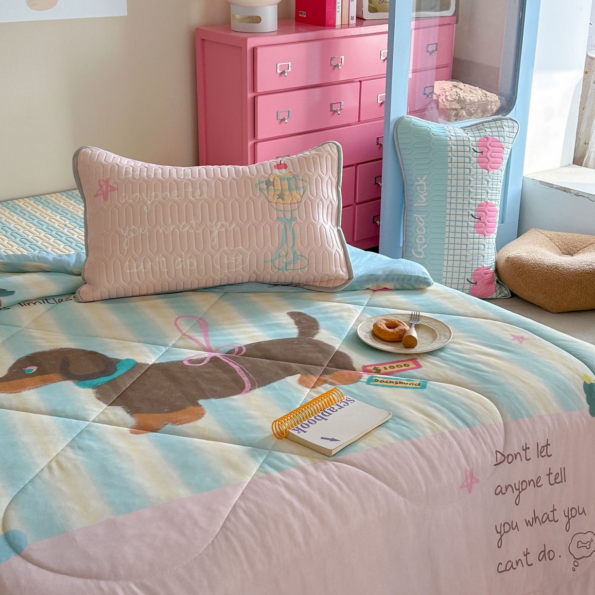 91家纺网 家纺一手货源 找家纺 美乐迪家纺2025新款凉感丝乳胶凉席夏被夏凉被空调被 露丝的腊肠狗