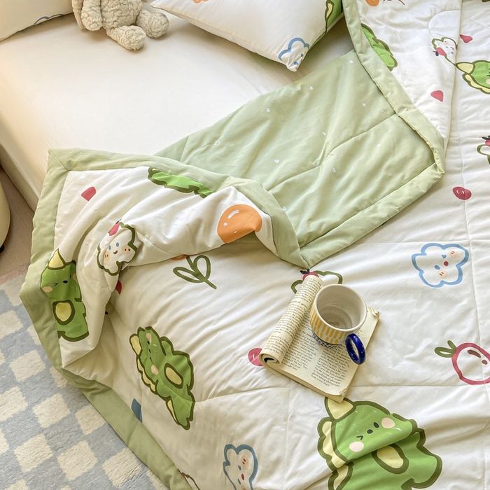 91家纺网 家纺一手货源 找家纺 沃尔居 2025新款双面全棉印花夏被可机洗小清新纯棉夏凉被薄被芯空调被子 恐龙日记