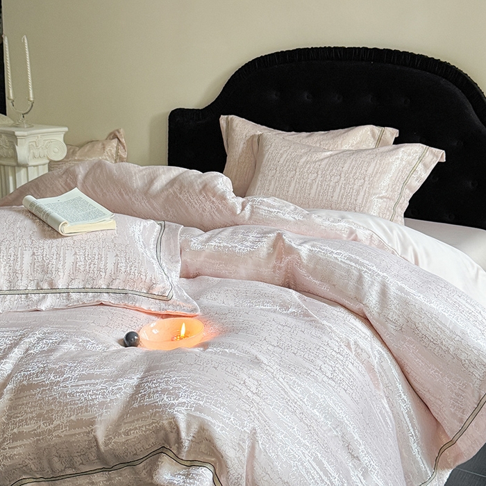 91家纺网 家纺一手货源 找家纺 （总）优悦生活馆 2025新款冰丝亮丝提花四件套-白月光