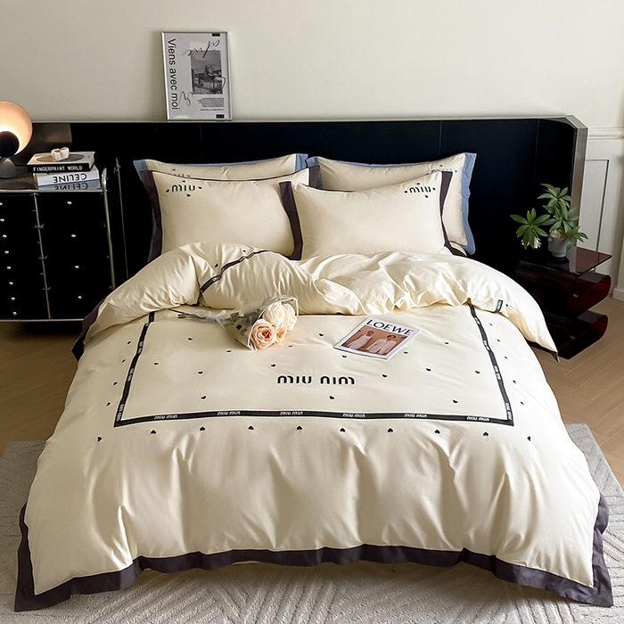 91家纺网 家纺一手货源 找家纺 理想家家纺 2025新款水洗真丝缪缪云朵棉四件套 缪缪-咖