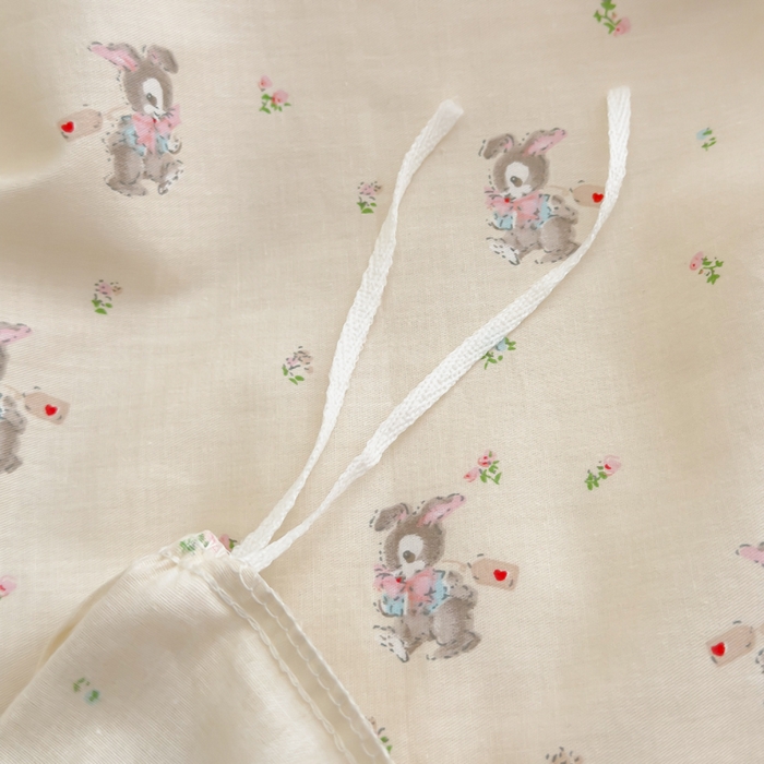 91家纺网 家纺一手货源 找家纺 花西夫人2025新款13372纯棉印花全棉四件套床单床笠款爱心小兔