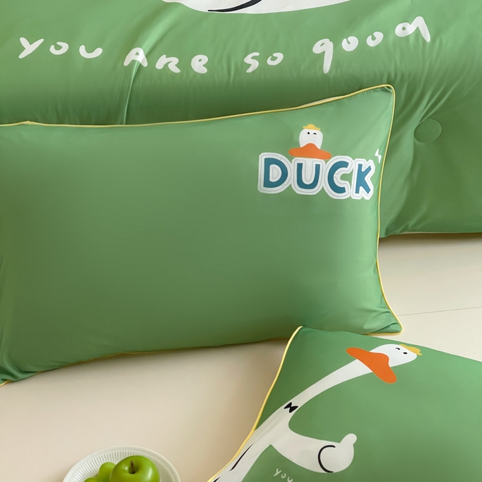 91家纺网 家纺一手货源 找家纺 大彩家居 2025新款凉感丝大版数码印花夏凉被 快乐鸭