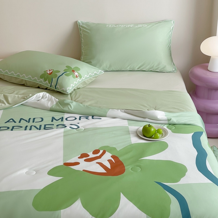 91家纺网 家纺一手货源 找家纺 大彩家居 2025新款凉感丝大版数码印花夏凉被 荷韵-绿