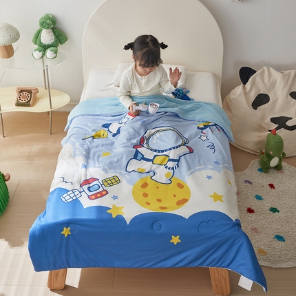 荷马之梦 2025新款卡通数码印花大版针织棉儿童夏被-绵绵系列 太空漫步