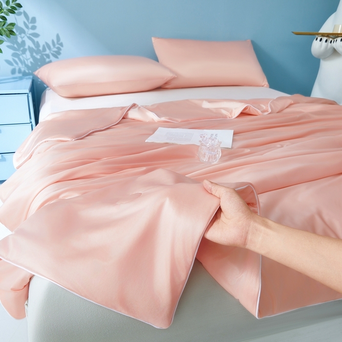 91家纺网 家纺一手货源 找家纺 芊梵 2025新款凉感丝夏被20%氨纶+80%锦纶夏凉被空调被 冰肌玉