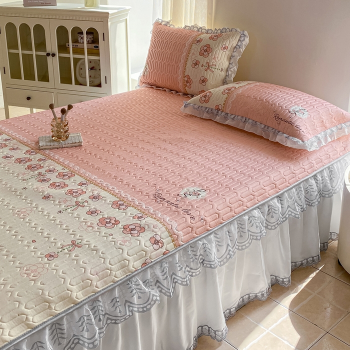 91家纺网 家纺一手货源 找家纺 麋兔 2025新款冰丝床裙乳胶凉席席子 桃花韵