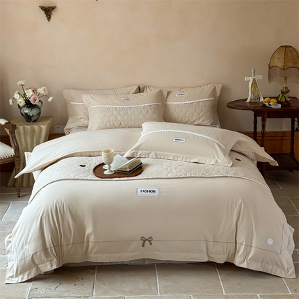 红番天家居馆 2025新款浪漫桃心-全棉绗缝磨毛四件套 汉白玉