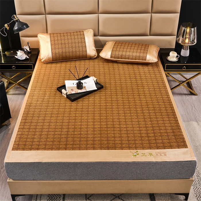 91家纺网 家纺一手货源 找家纺 瑶瑶家居床垫 2025新款艾草双面古藤席 艾草-罗马格