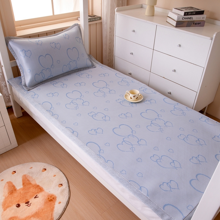 91家纺网 家纺一手货源 找家纺 凌云 2025新款学生宿舍提花凉感冰丝席 心海-蓝