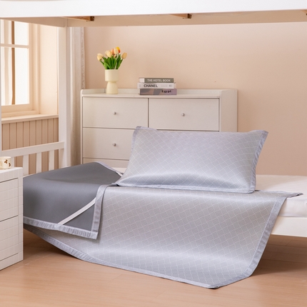 91家纺网 家纺一手货源 找家纺 （总）凌云 2025新款学生宿舍提花凉感冰丝席