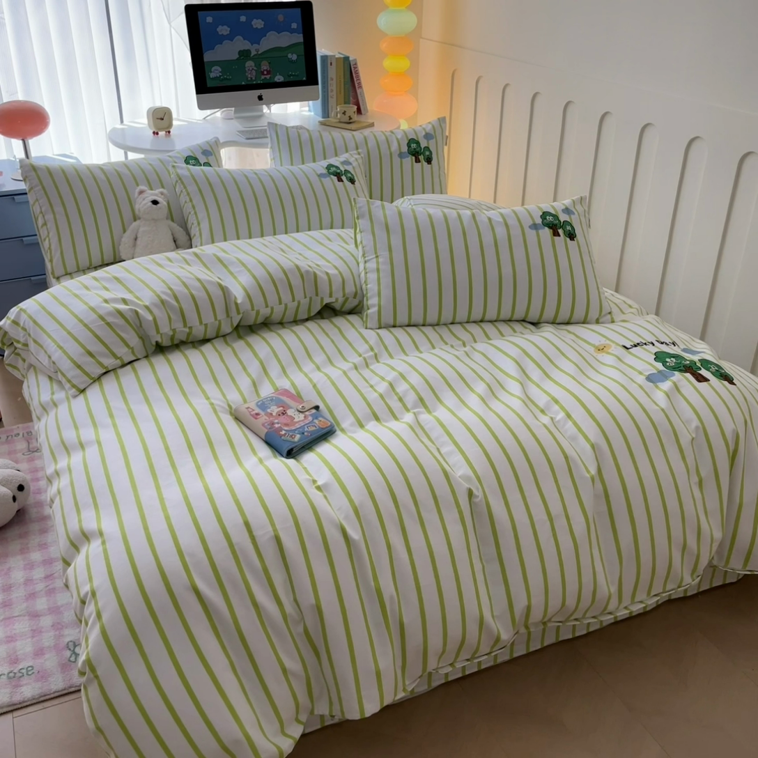 91家纺网 家纺一手货源 找家纺 雅居纺家纺 2025春夏新款全棉纯棉绣花老粗布四件套 发财树