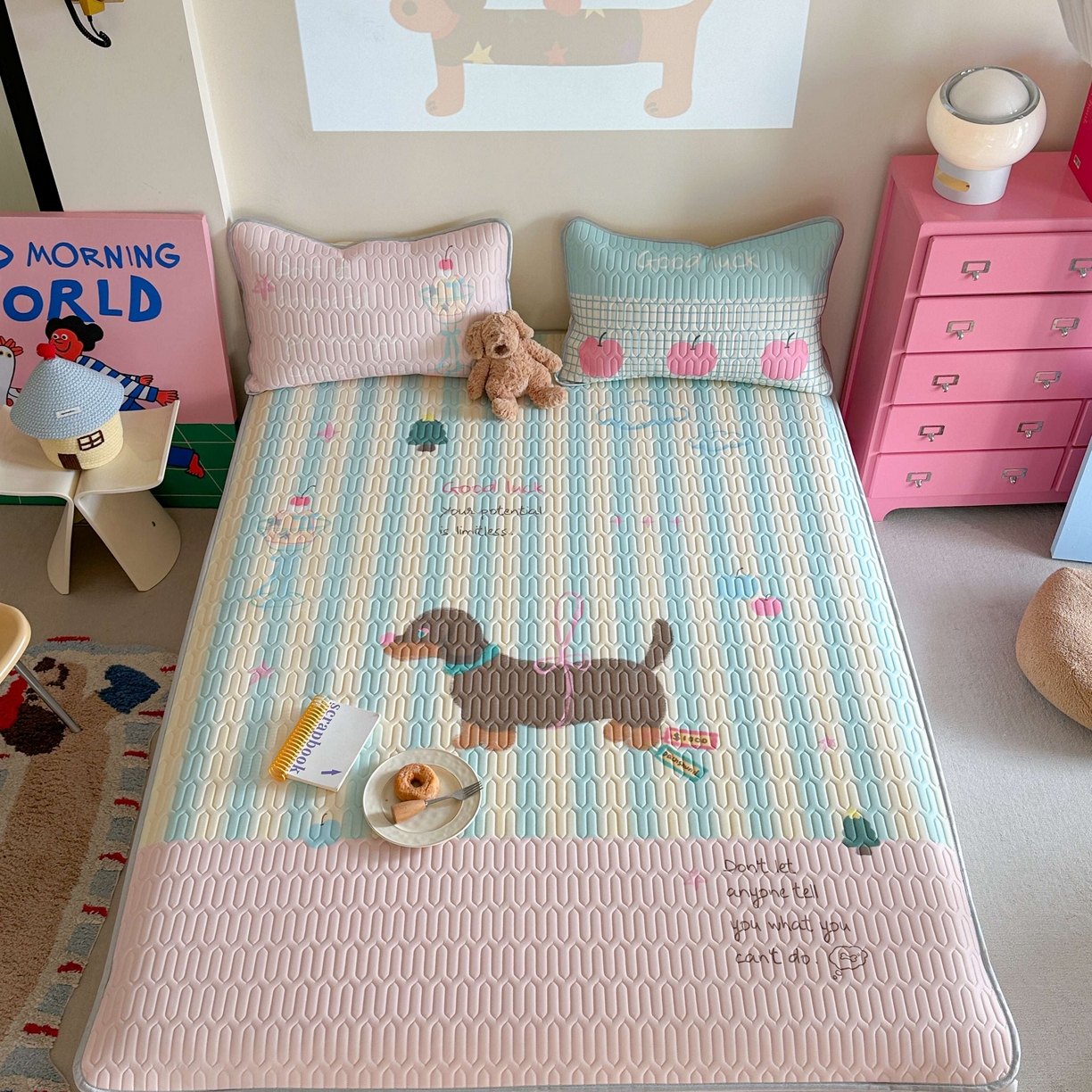 91家纺网 家纺一手货源 找家纺 美乐迪家纺2025新款凉感丝乳胶凉席夏被夏凉被空调被 露丝的腊肠狗