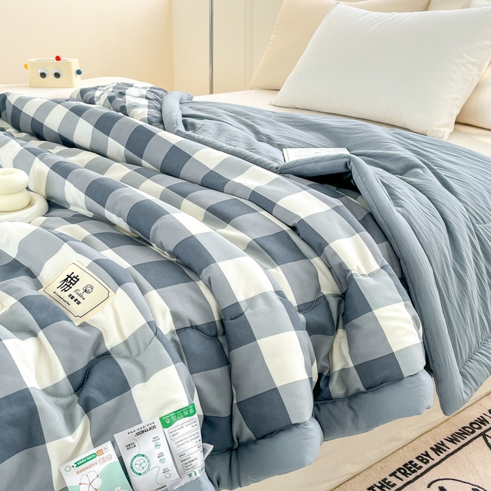 91家纺网 家纺一手货源 找家纺 爱宝被业 2025新款A类无印风针织棉新疆棉花夏被 云舒