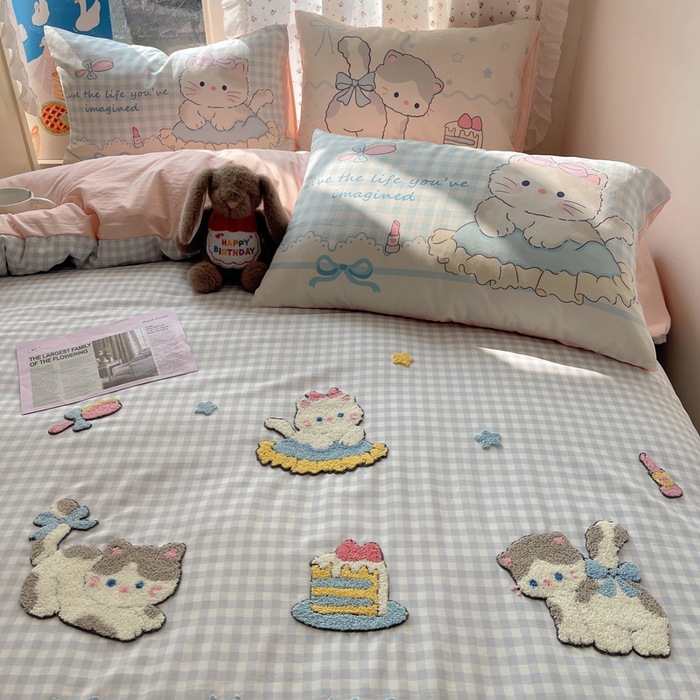 91家纺网 家纺一手货源 找家纺 慕澄家纺 2025新款毛巾绣小清新四件套 猫咪聚会