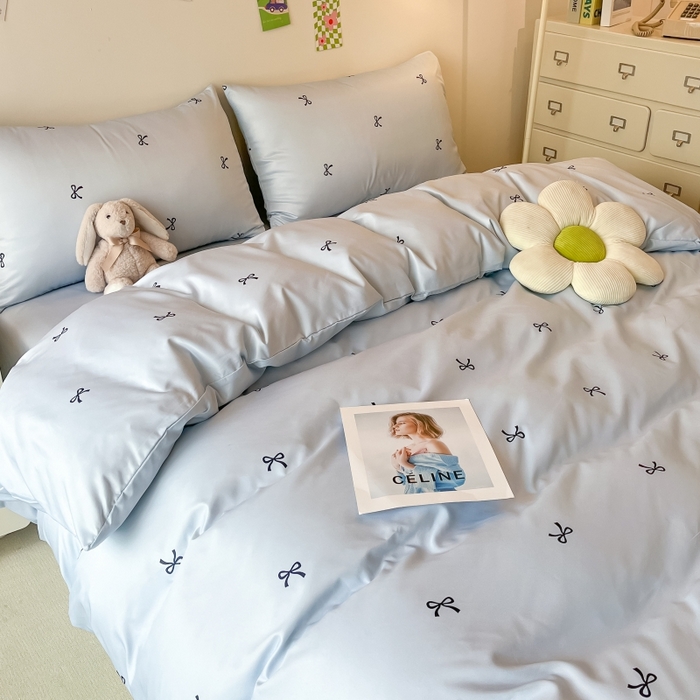 91家纺网 家纺一手货源 找家纺 （总）老K (原美阁） 2025新款独家夏季小清新跑量冰丝四件套简约印花冰丝四件套 被套单品