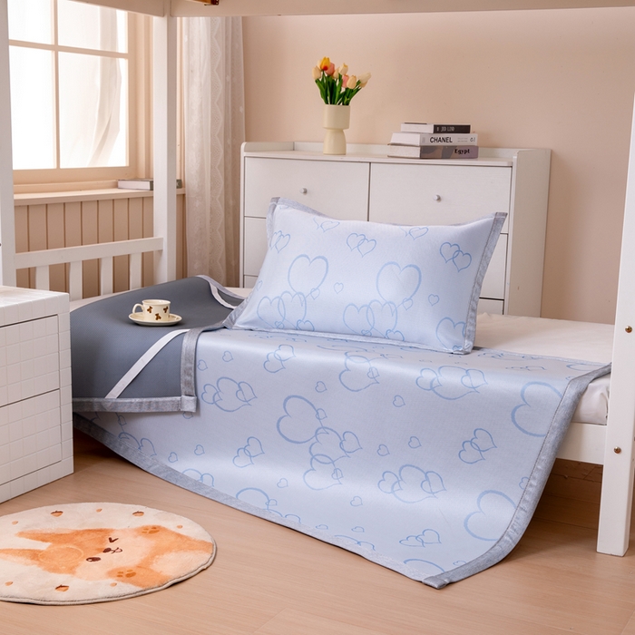 91家纺网 家纺一手货源 找家纺 凌云 2025新款学生宿舍提花凉感冰丝席 心海-蓝