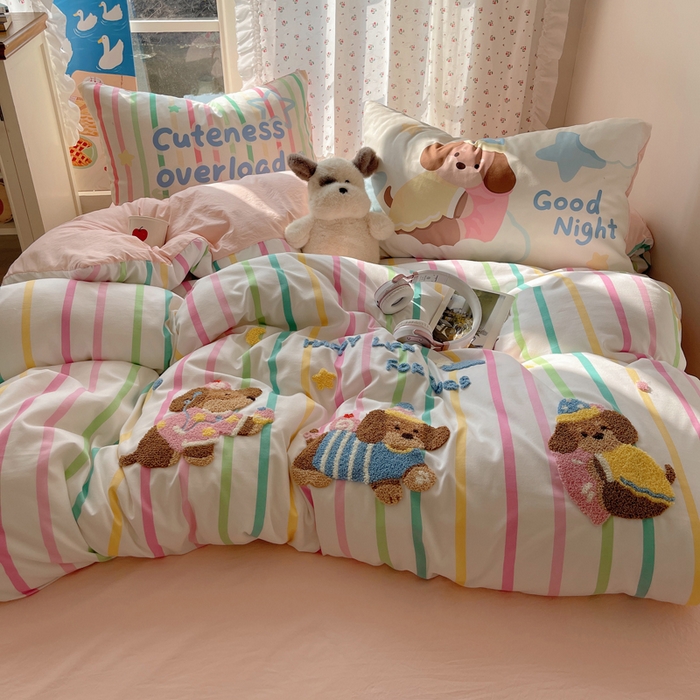 91家纺网 家纺一手货源 找家纺 慕澄家纺 2025新款毛巾绣小清新四件套 彩条狗狗