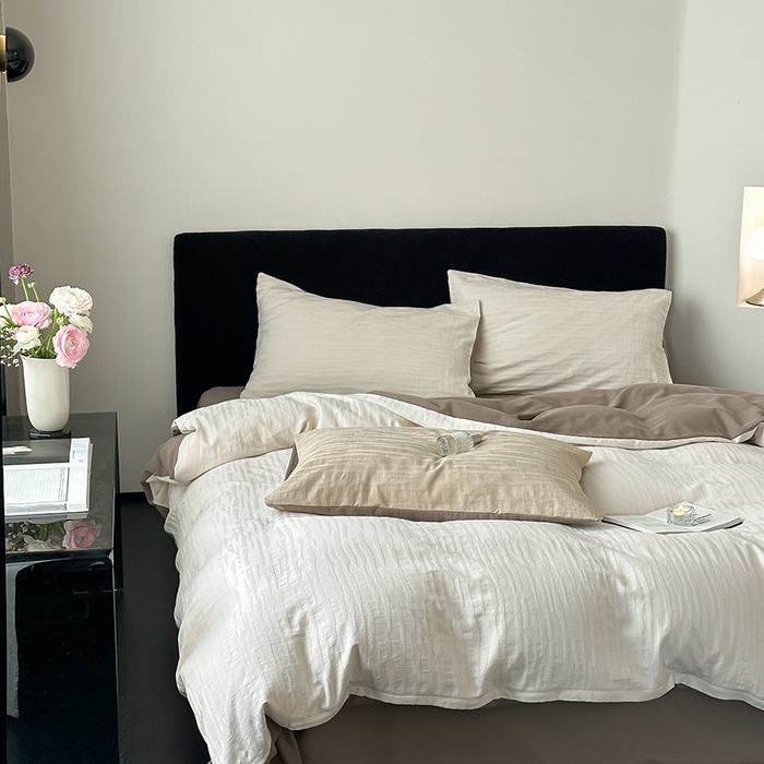 91家纺网 家纺一手货源 找家纺 （总）梦享生活家居 2025新款色织三层提花人字纹面料四件套-青春系列