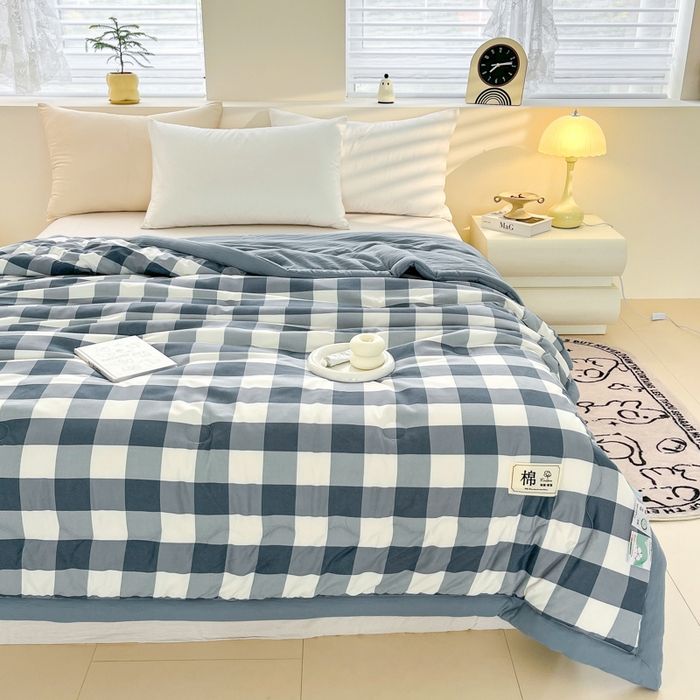 91家纺网 家纺一手货源 找家纺 爱宝被业 2025新款A类无印风针织棉新疆棉花夏被 云舒