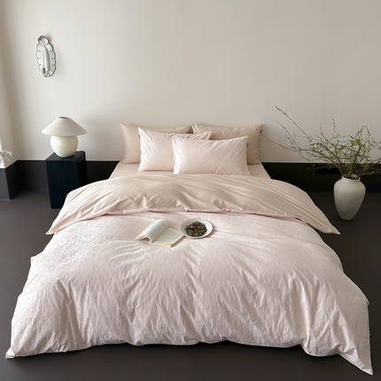 91家纺网 家纺一手货源 找家纺 （总）玉宇阁2025新款100S色织空气大提花全棉四件套-苏莉的春天