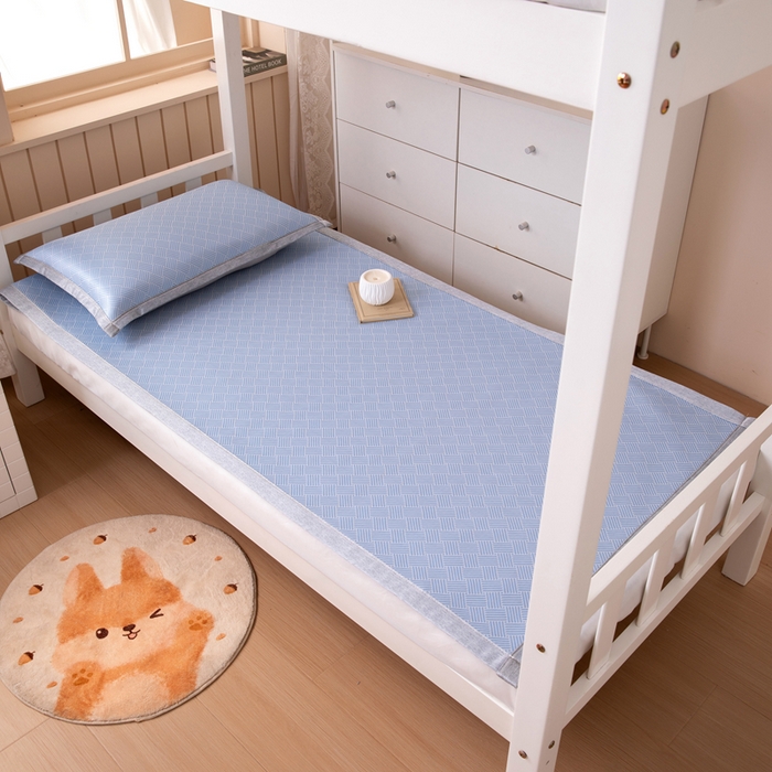 91家纺网 家纺一手货源 找家纺 凌云 2025新款学生宿舍提花凉感冰丝席 菱格-蓝