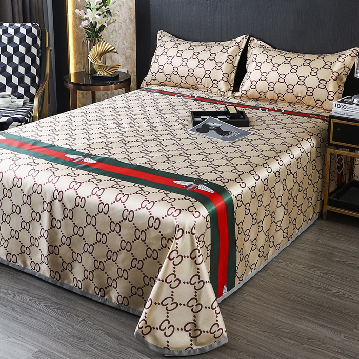 91家纺网 家纺一手货源 找家纺 许林 2025新款冰丝凉席床单款凉席三件套-小蜜蜂