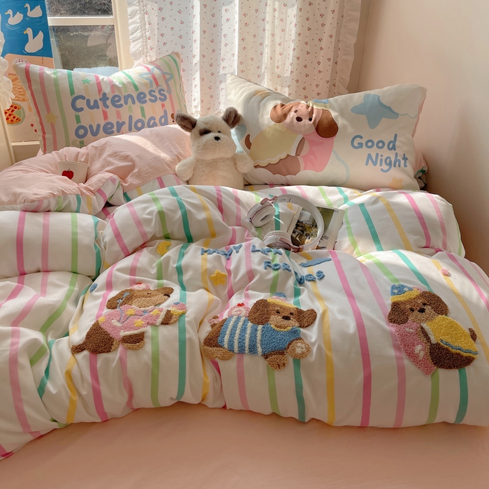 91家纺网 家纺一手货源 找家纺 慕澄家纺 2025新款毛巾绣小清新四件套 彩条狗狗