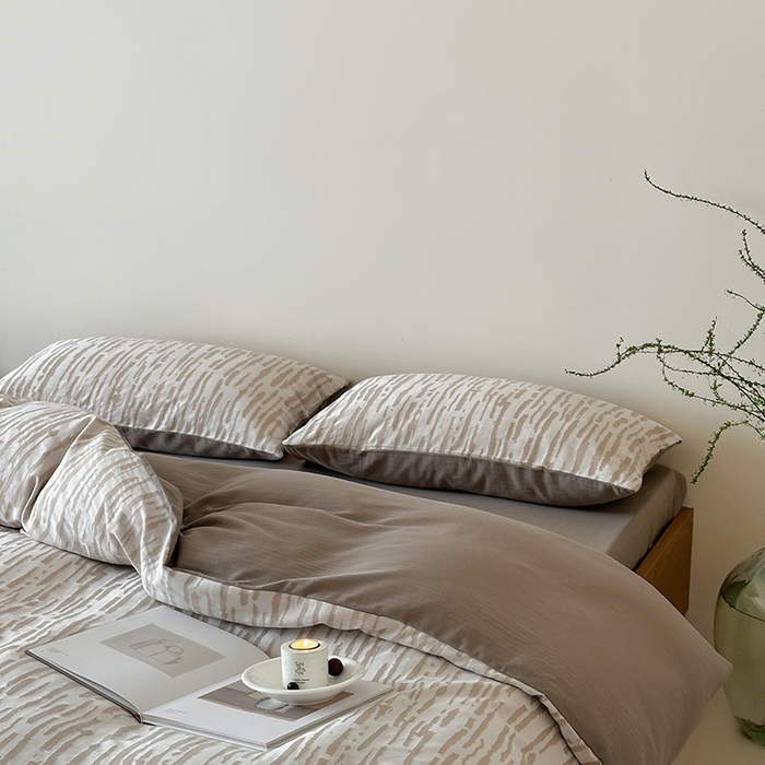 91家纺网 家纺一手货源 找家纺 梦享生活家居 2025新款色织三层提花人字纹面料四件套-斑驳系列 斑驳米咖