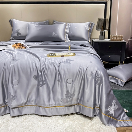 91家纺网 家纺一手货源 找家纺 经年 2025新款潮流熊60S贡缎提花水洗真丝冰丝天丝大豆夏被四件套直播爆款 潮流熊-石灰