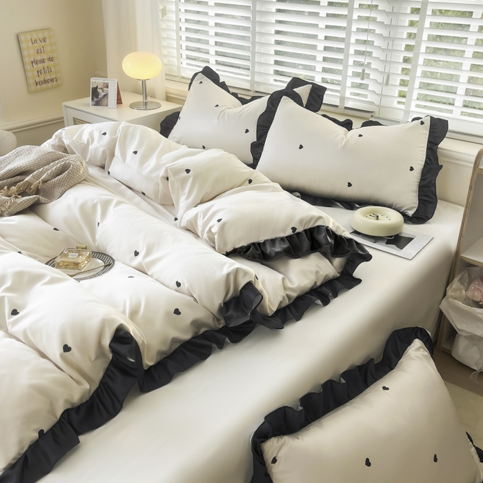 91家纺网 家纺一手货源 找家纺 （总）老K (原美阁） 2025新款夏季赫本风水洗真丝四件套 花边韩版公主风冰丝四件套