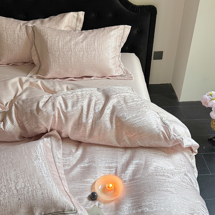 91家纺网 家纺一手货源 找家纺 （总）优悦生活馆 2025新款冰丝亮丝提花四件套-白月光