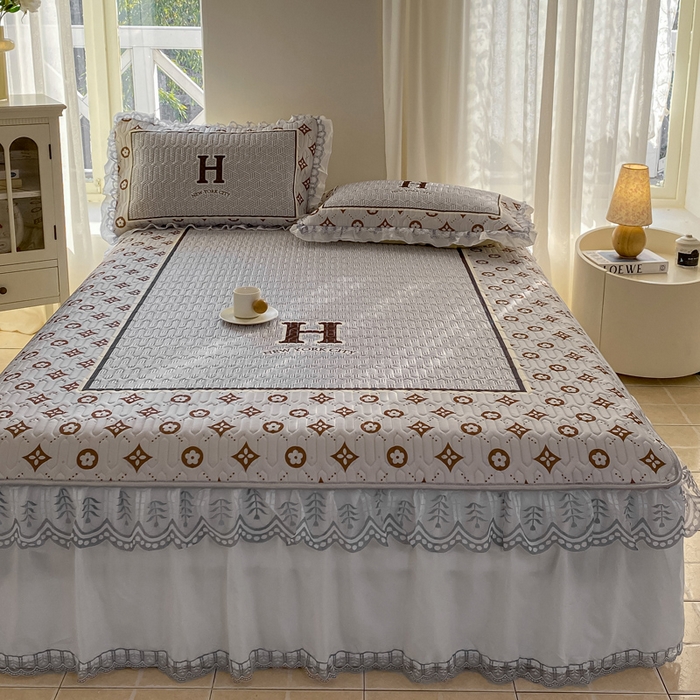 91家纺网 家纺一手货源 找家纺 麋兔 2025新款冰丝床裙乳胶凉席席子 大H