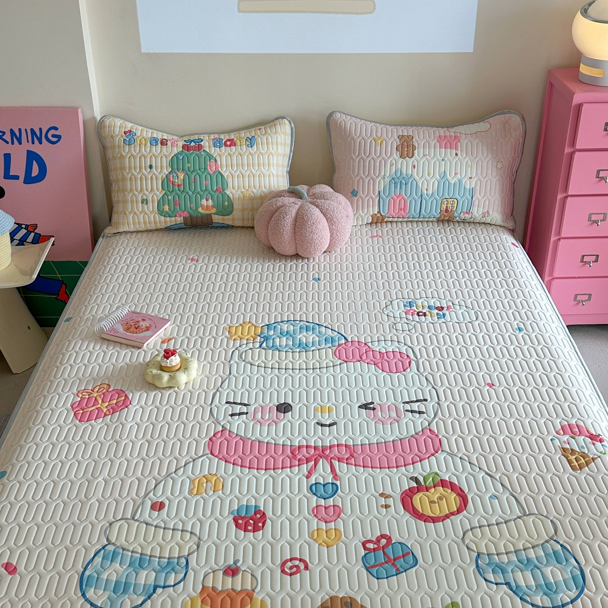 91家纺网 家纺一手货源 找家纺 美乐迪家纺2025新款凉感丝乳胶凉席夏被夏凉被空调被 派对小猫