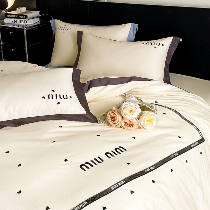 91家纺网 家纺一手货源 找家纺 理想家家纺 2025新款水洗真丝缪缪云朵棉四件套 缪缪-咖