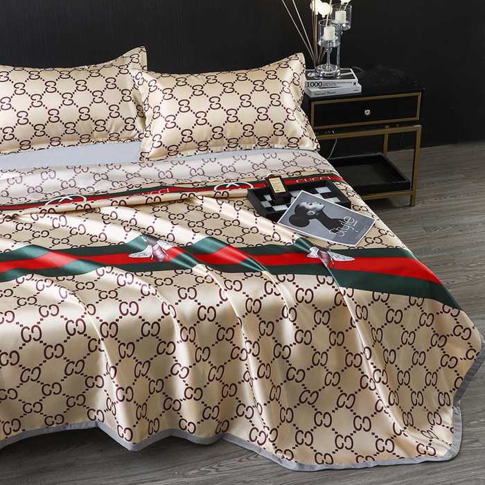 91家纺网 家纺一手货源 找家纺 许林 2025新款冰丝凉席床单款凉席三件套-小蜜蜂