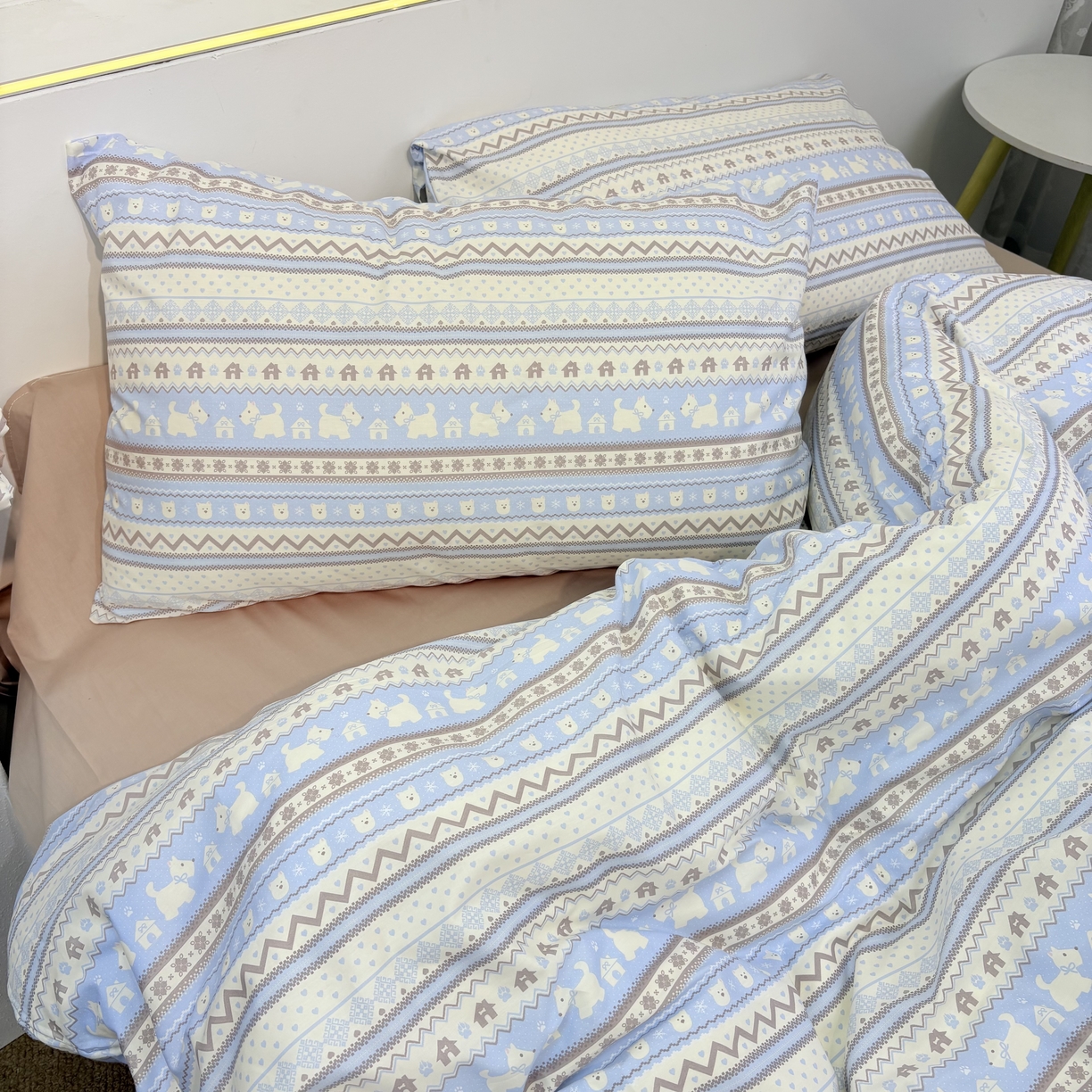 91家纺网 家纺一手货源 找家纺 花西夫人2025新款13372纯棉印花全棉四件套床单床笠款费尔岛（蓝）