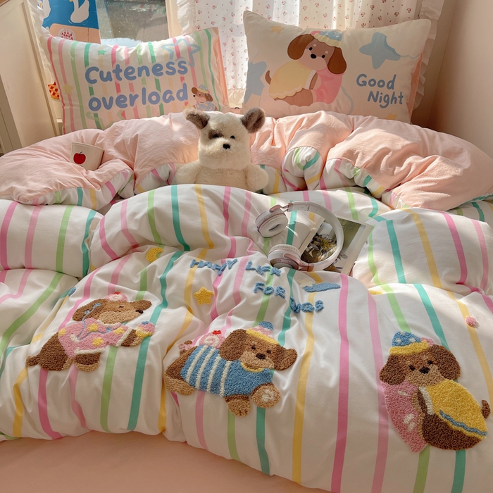 91家纺网 家纺一手货源 找家纺 慕澄家纺 2025新款毛巾绣小清新四件套 彩条狗狗