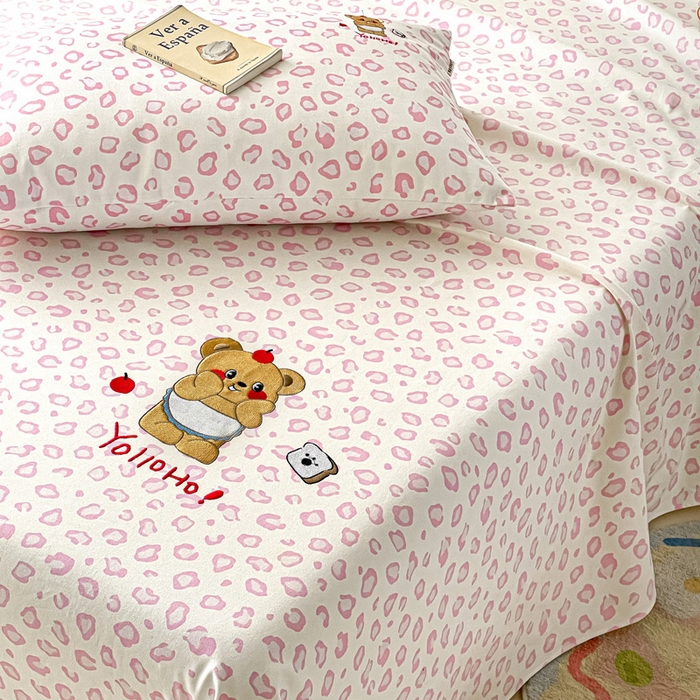 91家纺网 家纺一手货源 找家纺 雅居纺家纺 2025春夏新款全棉纯棉绣花A类老粗布单床单床单单件 可爱熊