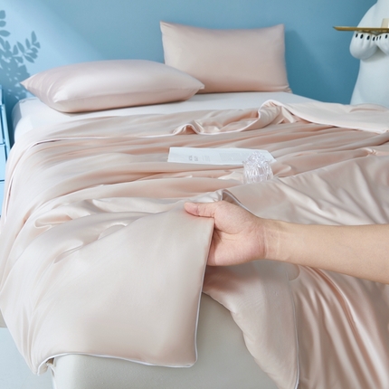 91家纺网 家纺一手货源 找家纺 （总）芊梵 2025新款凉感丝夏被20%氨纶+80%锦纶夏凉被空调被