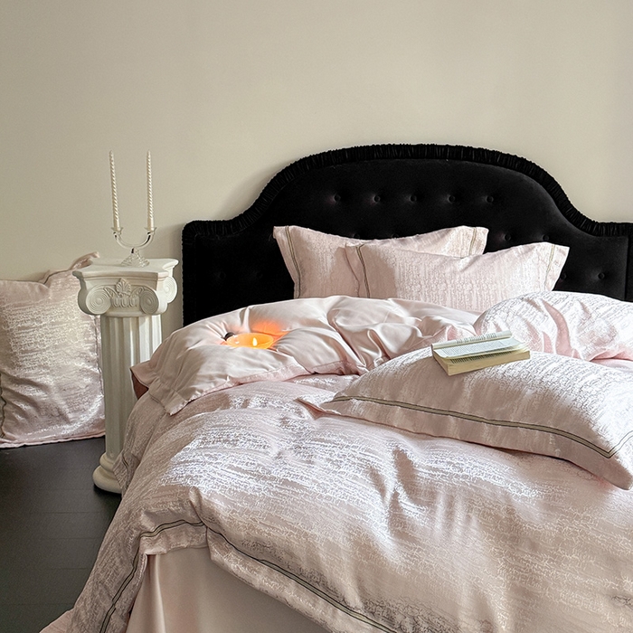 91家纺网 家纺一手货源 找家纺 （总）优悦生活馆 2025新款冰丝亮丝提花四件套-白月光