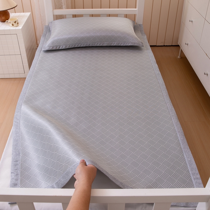 91家纺网 家纺一手货源 找家纺 （总）凌云 2025新款学生宿舍提花凉感冰丝席