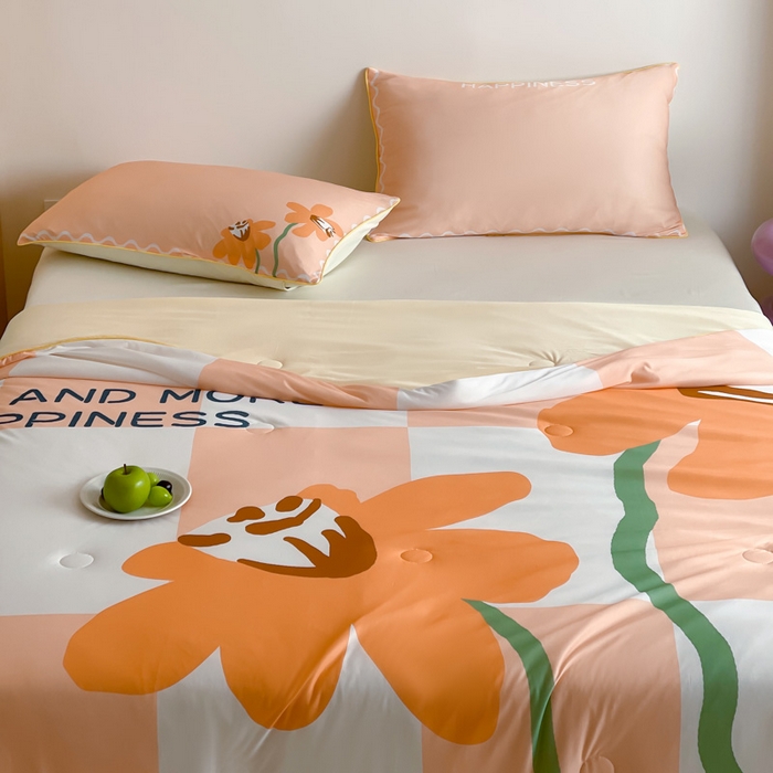 91家纺网 家纺一手货源 找家纺 大彩家居 2025新款凉感丝大版数码印花夏凉被 荷韵-桔