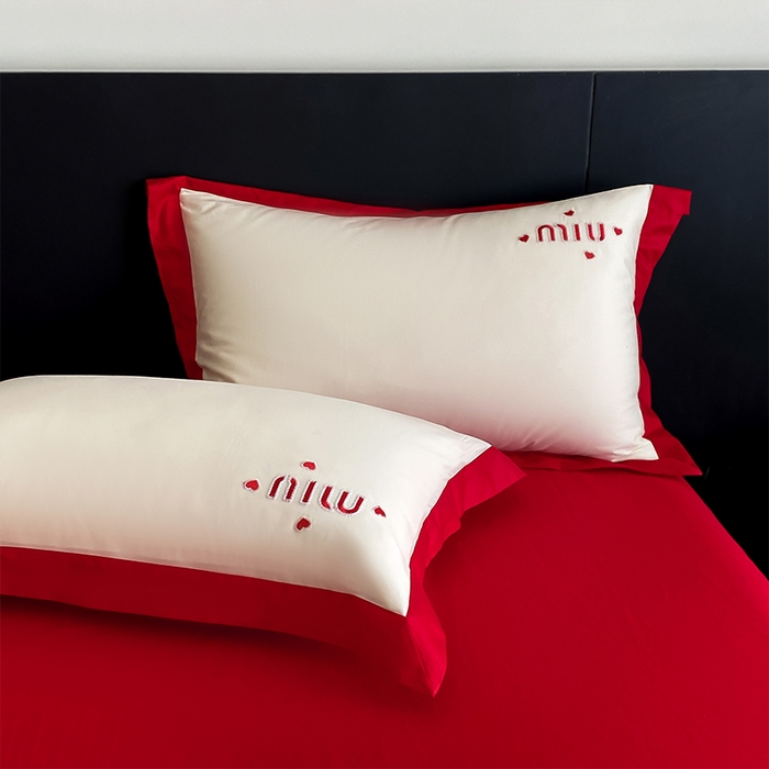 91家纺网 家纺一手货源 找家纺 理想家家纺 2025新款水洗真丝缪缪云朵棉四件套 缪缪-红