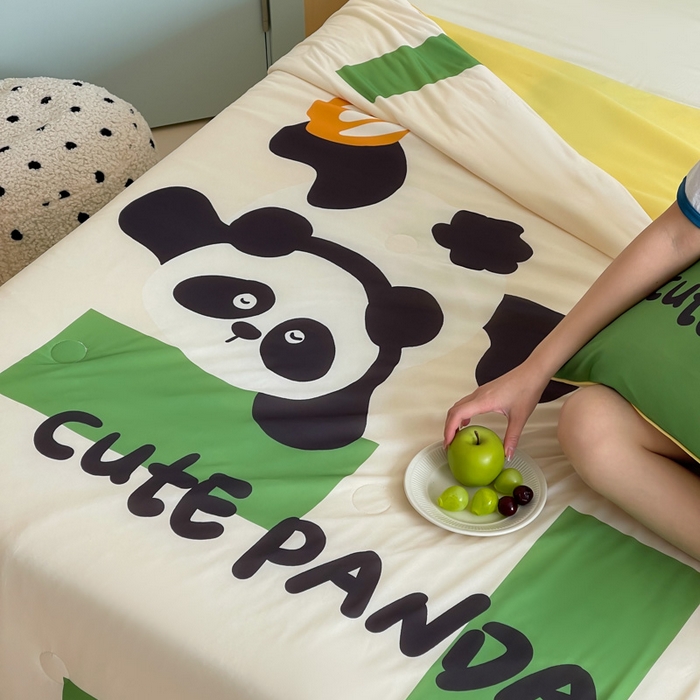 91家纺网 家纺一手货源 找家纺 大彩家居 2025新款凉感丝大版数码印花夏凉被 攀朵朵