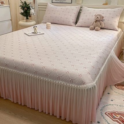 91家纺网 家纺一手货源 找家纺 雅居纺家纺 2025新款加厚三明治底床裙款凉感席 蝴蝶结爱恋-粉