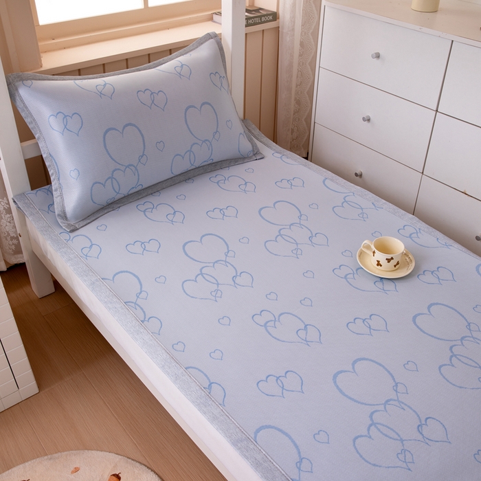 91家纺网 家纺一手货源 找家纺 凌云 2025新款学生宿舍提花凉感冰丝席 心海-蓝