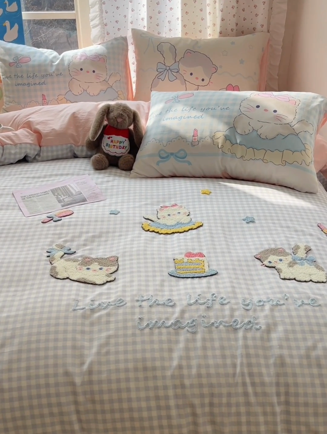 91家纺网 家纺一手货源 找家纺 慕澄家纺 2025新款毛巾绣小清新四件套 猫咪聚会