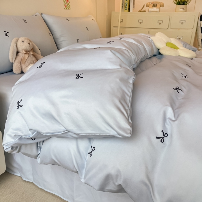 91家纺网 家纺一手货源 找家纺 （总）老K (原美阁） 2025新款独家夏季小清新跑量冰丝四件套简约印花冰丝四件套 被套单品