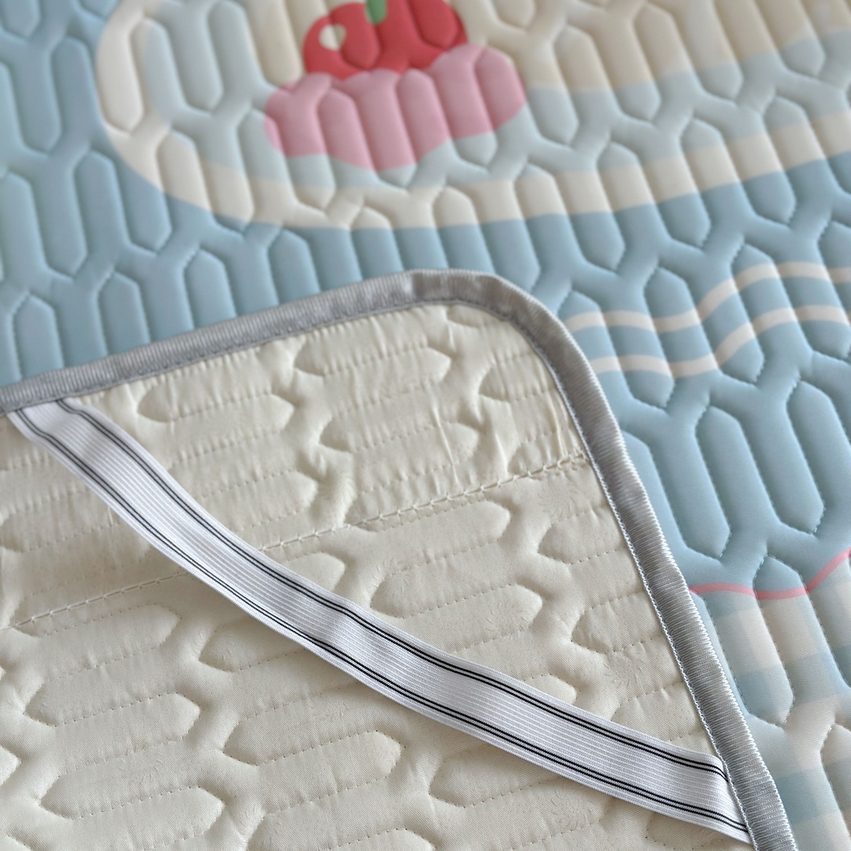 91家纺网 家纺一手货源 找家纺 美乐迪家纺2025新款凉感丝乳胶凉席夏被夏凉被空调被 甜蜜蛋糕